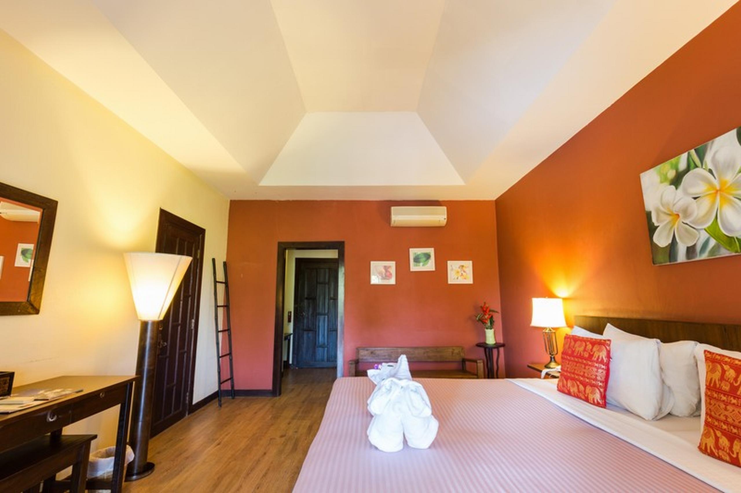 Lanna Dusita Riverside Boutique Resort Чиангмай Екстериор снимка