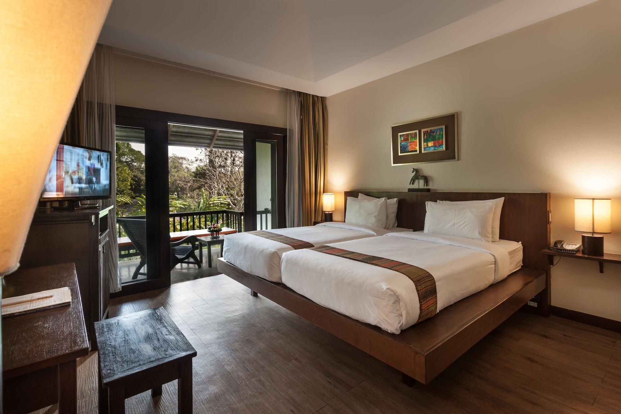 Lanna Dusita Riverside Boutique Resort Чиангмай Екстериор снимка
