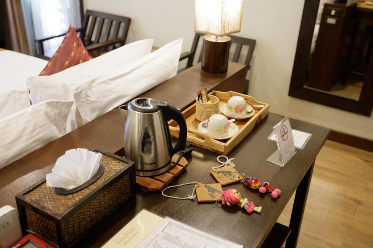 Lanna Dusita Riverside Boutique Resort Чиангмай Екстериор снимка