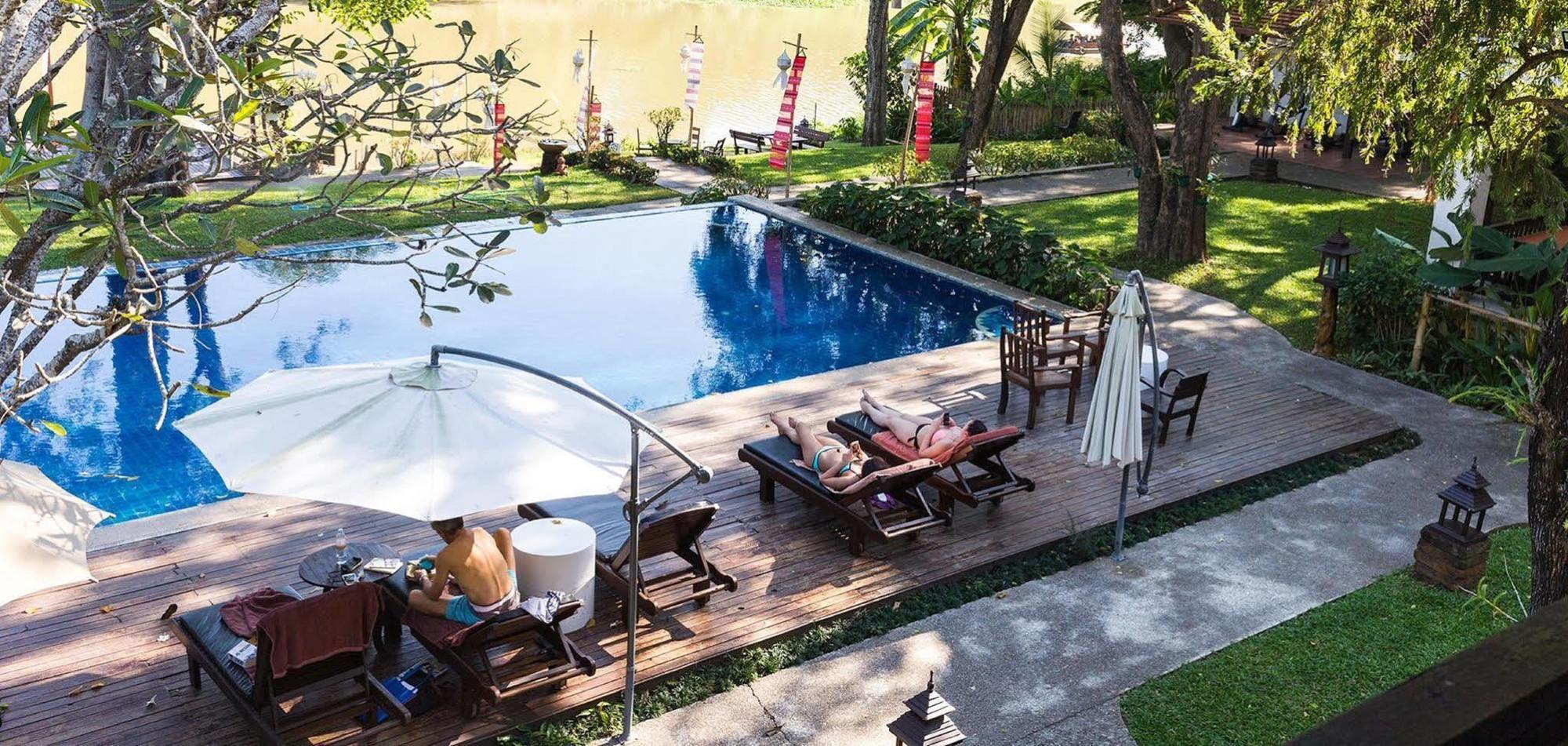 Lanna Dusita Riverside Boutique Resort Чиангмай Екстериор снимка